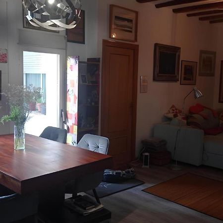 Piso Para 4 Con 2 Parking En Casco Historico De Zaragoza 2 Noches Minimo Exterior foto